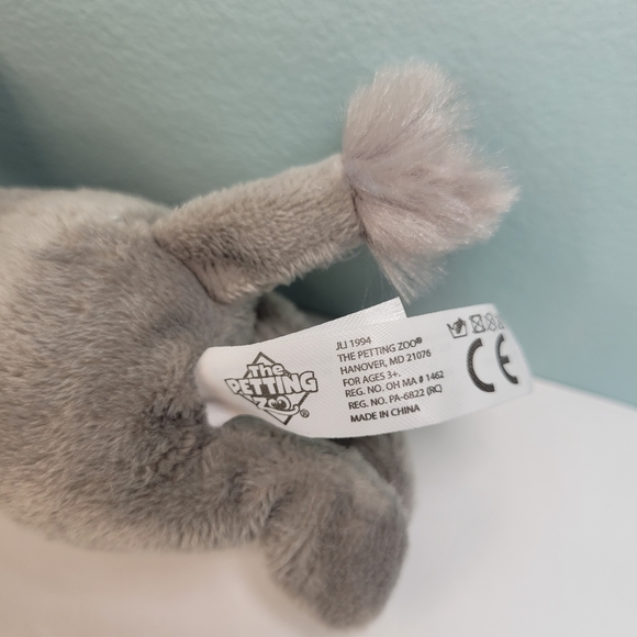 The Petting Zoo Elephant Lolly Plush Trunk Up Blue Glitter Eyes 7" 200221 - Picture 7 of 10